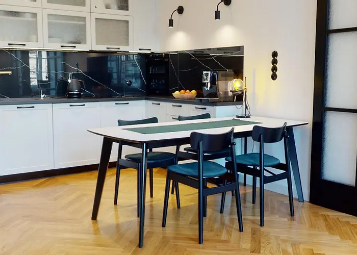 公寓 Market Square View 2 As R26 79 M2