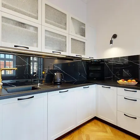 Market Square View 2 As R26 79 M2 Apartment Wroclaw