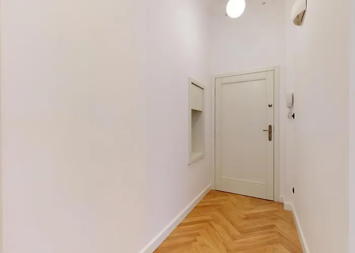 Apartment Market Square View 2 As R26 79 M2 *