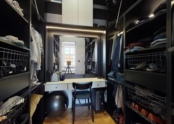 Market Square View 2 As R26 79 M2 * Wroclaw