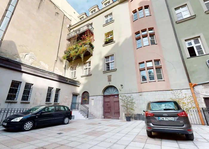 Apartment Market Square View 2 As R26 79 M2 Wroclaw